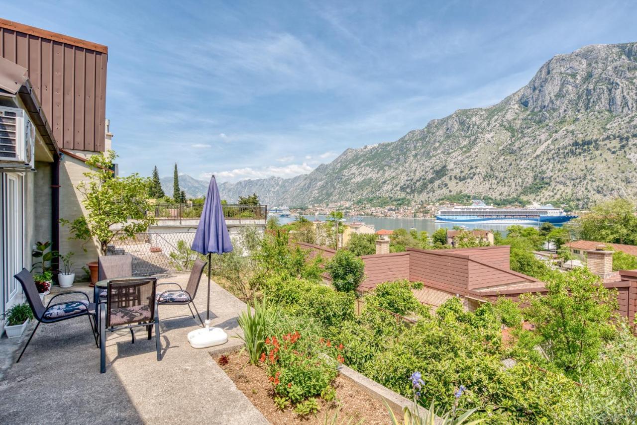 Milas Apartment Kotor Exterior photo